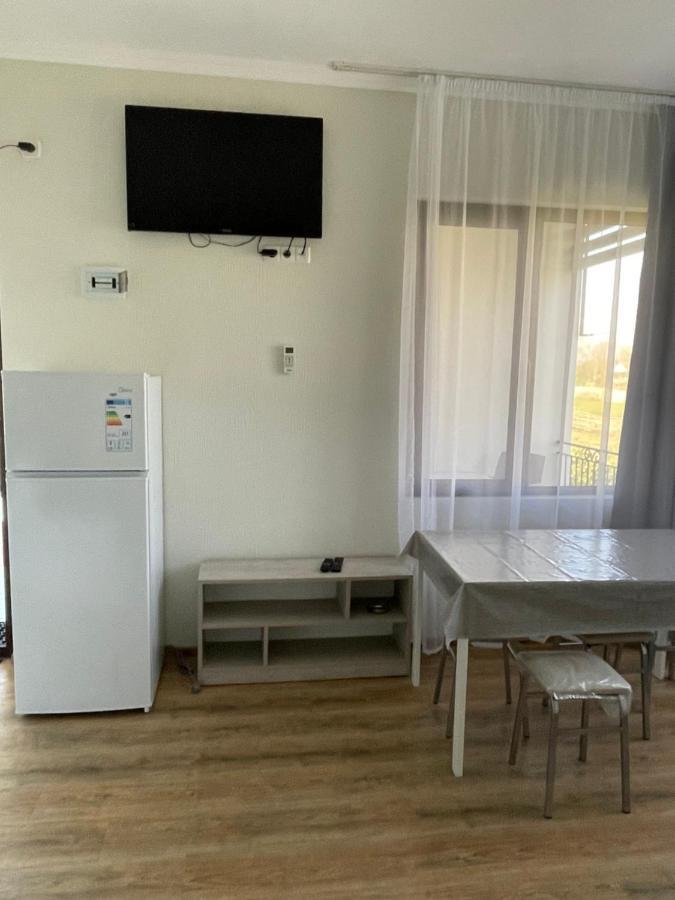 Apartment Comfort In Урекі Екстер'єр фото