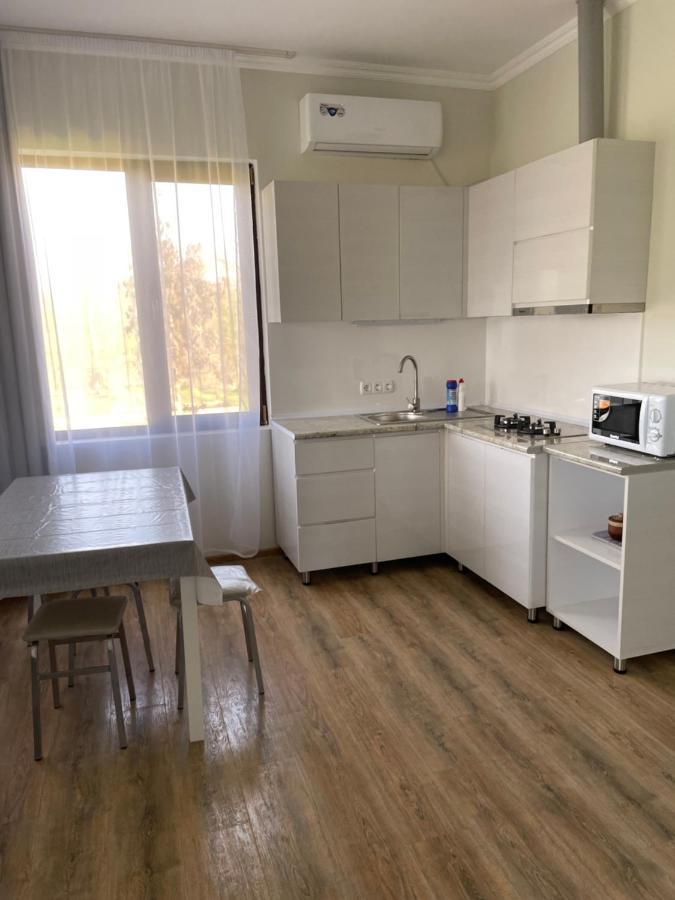 Apartment Comfort In Урекі Екстер'єр фото