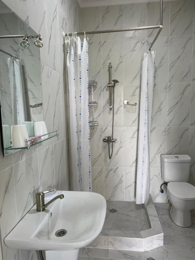 Apartment Comfort In Урекі Екстер'єр фото